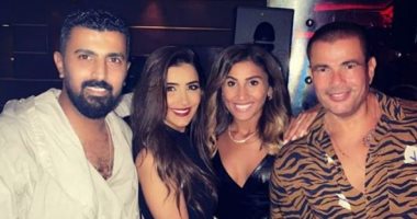 "الناس الحلوة فى أماكن السهر".. الهضبة ودينا الشربينى مع محمد سامى ومى عمر