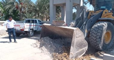 رئيس حى العامرية يتفقد أعمال حديقة قرية الأطفال توصيل الغاز الطبيعي للمنازل