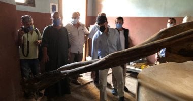 سفير واشنطن بالقاهرة يتفقد شارع القيسارية ومعبد إسنا بالأقصر.. صور