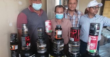  جمارك سفاجا تضبط محاولة تهريب 304 آلاف كمامة طبية ومكملات غذائية ..صور