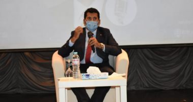 ماذا قال وزير الرياضة عن عودة الجماهير للملاعب وحضور مونديال اليد؟