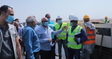 وزير النقل يعلن انتهاء إنشاء محور بديل لطرق خزان أسوان نهاية العام المقبل.. صور