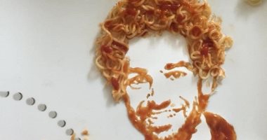 شيكولاتة وفلفل أسود وبهارات ومكسرات..طريقة جديدة لرسم مشاهير الفن.. ألبوم صور 