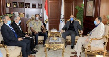 محافظ بنى سويف يبحث مع "ايفاد "مشروعات دعم صغار المزارعين
