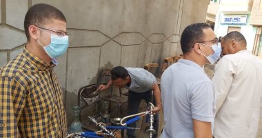 لجنة متابعة الخدمات فى بنى سويف ترصد مخالفات بقرية باروط.. صور