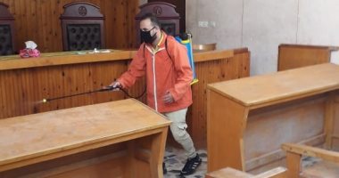 حملة تعقيم لمحكمة العريش وبدء استقبال طلبات المرشحين المحتملين للنواب.. صور