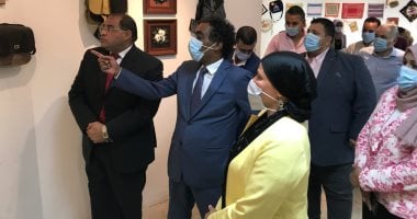رئيسا قصور الثقافة ومدينة الغردقة يفتتحان ملتقى شباب الحدود الثقافى