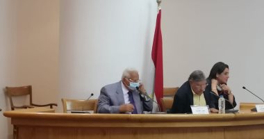 الدكتور أحمد عكاشة: كورونا سيصيب العالم بأمراض نفسية لا حصر لها