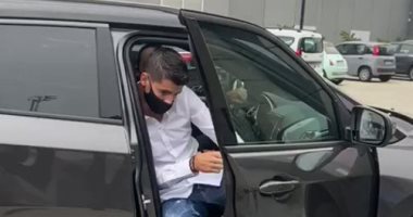موراتا يصل مقر يوفنتوس لإجراء الفحص الطبى.. فيديو
