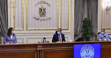 رئيس الوزراء يكلف بتدبير 400 مليون جنيه شهريا لصندوق تطوير العشوائيات