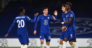 أهداف الأربعاء.. سداسية تشيلسي في كأس الرابطة.. وثلاثية الأهلي بالدوري