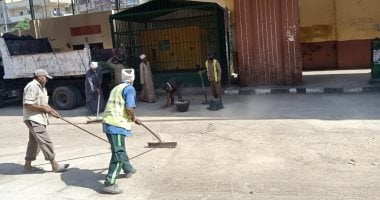 محافظ أسيوط يعلن تكثيف حملات النظافة وتجميل الشوارع.. صور 