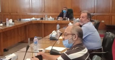 لجنة مشروع التكيف مع تغير المناخ للمناطق الساحلية ودلتا النيل تبحث التقارير المتعلقة
