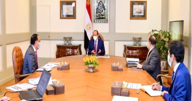 السيسي يبحث مع رئيس الوزراء ووزير المالية مؤشرات الأداء المالى فى ظل تداعيات كورونا.. الرئيس يوجه بالحفاظ على المسار الاقتصادى الآمن للدولة.. وتسديد كافة مستحقات المصدرين المتراكمة لدى صندوق دعم وتنمية الصادرات