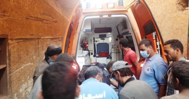 انهيار منزل بسوهاج ووفاة 7 من بينهم 4 أطفال وإصابة سيدتين.. لايف
