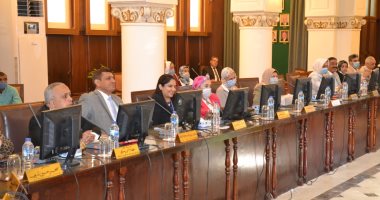 جامعة الإسكندرية توافق على دمج كليات التربية فى مشروع القضاء على الأمية