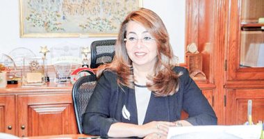 غادة والى توجه رسالة لتحقيق العدالة بتوزيع الأدوية واللقاحات بيوم الصحة العالمى