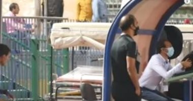 شاهد سيد عبد الحفيظ يعترض على ركلة جزاء نادى مصر