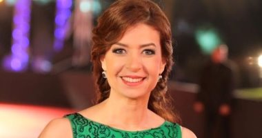 منال سلامة: والدى وبخ شيخا اغتاب ممثلين وأفتى بدخول الفنانين النار