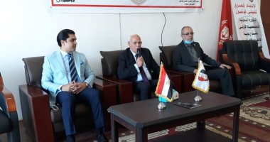 محافظ بورسعيد يشهد الدورة التدريبية الدولية للمينى فوتبول للمدربين والإدرايين والحكام.. صور