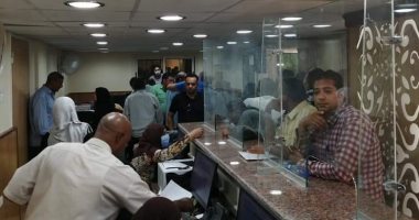 إقبال كبير من راغبى التصالح فى مخالفات البناء بالأقصر "صور"
