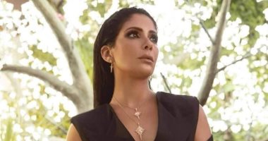 منى زكى تبدأ تصوير فيلم "القاهرة مكة" 