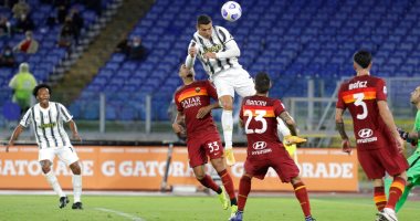 رونالدو يقود يوفنتوس لتعادل مثير أمام روما بالدوري الإيطالي.. فيديو