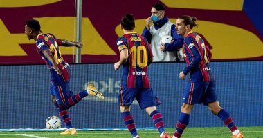 برشلونة يسحق فياريال برباعية فى انطلاق مشواره بالدوري الإسباني.. فيديو