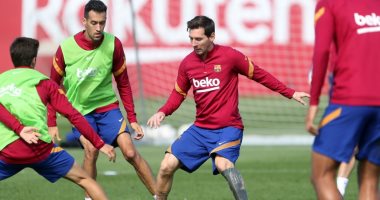 لاعبو برشلونة يرفضون مقترح تخفيض الرواتب قبل دوري أبطال أوروبا