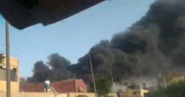 الحماية المدنية تدفع بـ10 سيارات إطفاء للسيطرة على حريق بمصنع سكر بالخانكة