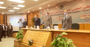 فعاليات الصحة المهنية بالزقازيق تبدأ بدقيقة حداد على أرواح شهداء كورونا