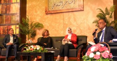 مشاركون بملتقى الهناجر: الإخوان يضخون أموالهم لضرب مصر بالشائعات