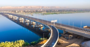 الصعيد على رأس أولويات التنمية.. شاهد كوبرى النيل بمحور الشهيد باسم فكرى بقنا