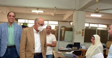 القائم بعمل رئيس جامعة طنطا يتابع استعدادات الكليات للعام الدراسي الجديد