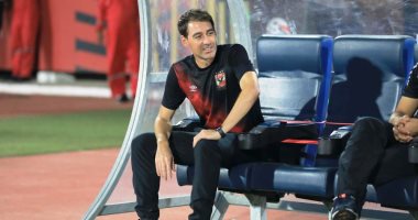 الأهلي يحدد موعد تحويل 4 ملايين جنيه إلى فايلر فى سويسرا