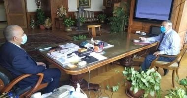 وزير الرى يستعرض مستجدات مشروع تأهيل وتبطين الترع والحماية من السيول