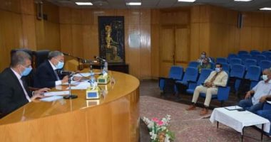 محافظ المنيا يُوجه بحصر أراضى أملاك الدولة لتنفيذ مشاريع سكنية حضارية