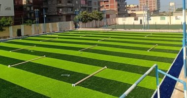 الانتهاء من مشروع أول ملعب نجيل صناعى لخدمة أهالى قرى أبيس بالإسكندرية.. صور