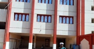 إنشاء مجمع معاهد أزهرية ومدرسة ومحطة صرف صحى بـ61 مليون بقرى طهطا بسوهاج.. صور