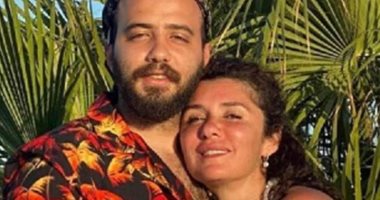 غادة عادل تفاجئ جمهورها بصورة جديدة مع ابنها الأكبر في عيد ميلاده