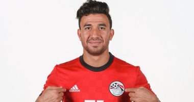 فيفا يحتفل بعيد ميلاد تريزيجيه الـ26 ويصفه بالمتألق فى ملاعب إنجلترا