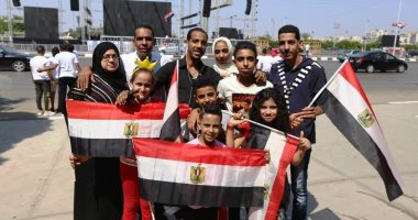 أعلام مصر فى احتفالات نصر أكتوبر ودعم الدولة والرئيس بالمنصة.. صور