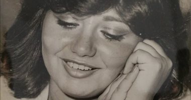 ليلى علوى تستعيد ذكرياتها بصور أبيض × أسود