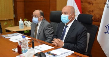 وزيرا النقل والتنمية المحلية يتابعان معدلات تنفيذ المرحلة الأولى من مشروع رصف الطرق