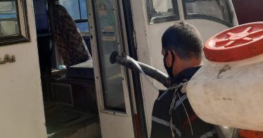 حملات رش وتطهير سيارات وأتوبيسات مشروع النقل الداخلى والسياحة بالبحيرة