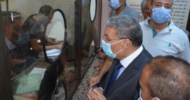 محافظة المنيا تستقبل 108 آلاف و153 طلبا للتصالح فى مخالفات البناء.. صور