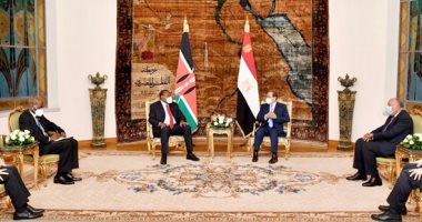 السيسى للرئيس الكينى: قضية المياه للشعب المصري مسألة أمن قومى