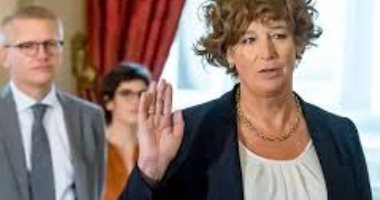 تعرف على بيترا دى سوتر أول مسئولة متحولة جنسيا فى أوروبا