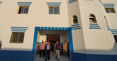 إنشاء المبنى الإدارى و30 محلا تجاريا بقرية بطورس بأبو حمص فى البحيرة