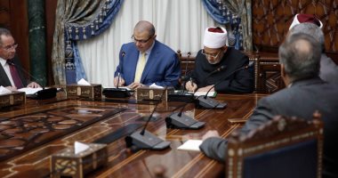 الأزهر والقوى العاملة يتفقان على صرف 500 جنيه شهرياً للعمالة غير المنتظمة